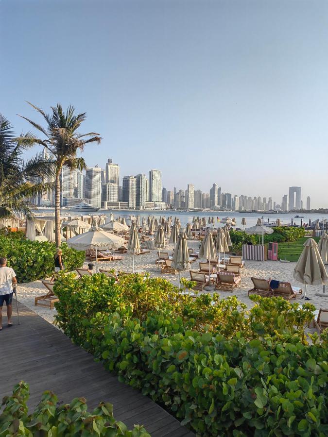 7 Palm Jumeirah Dubai Exterior photo