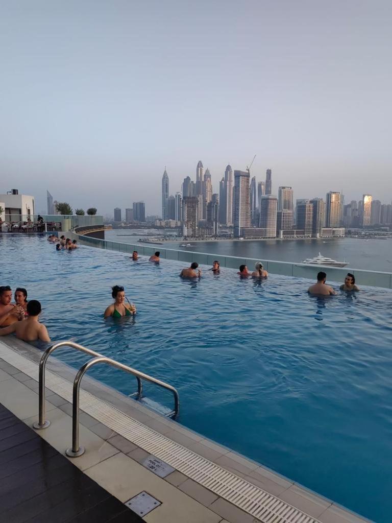 7 Palm Jumeirah Dubai Exterior photo